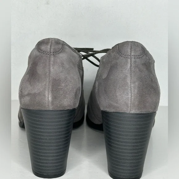 Clark’s Araya Hale Gray Lace Up Shoes Booties Sz 11 - Picture 2 of 8